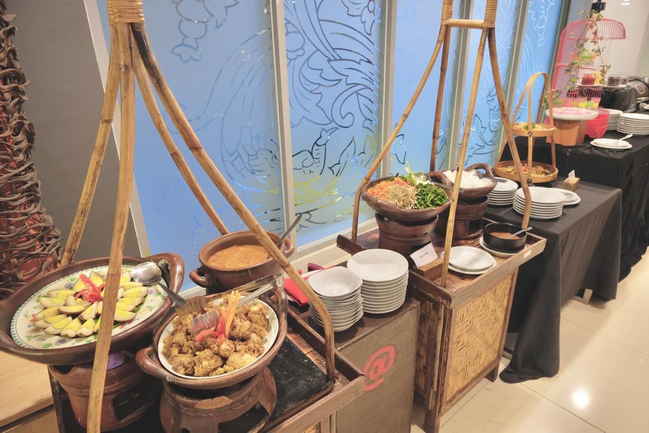 三宝垄霍姆@斯姆邦利玛酒店 外观 照片